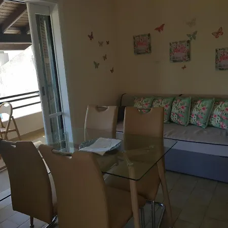 Corfu 123 غليفادا